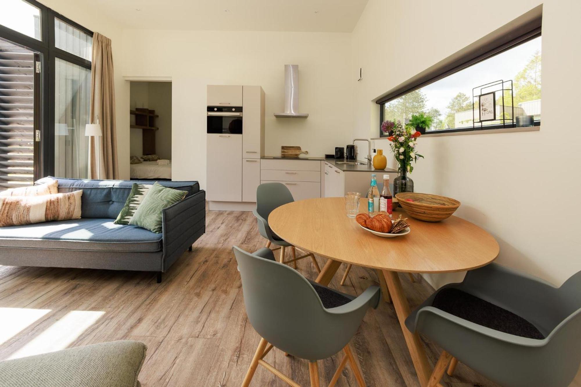 Dutchen Zeegser Duinen Suitelodges Exterior photo