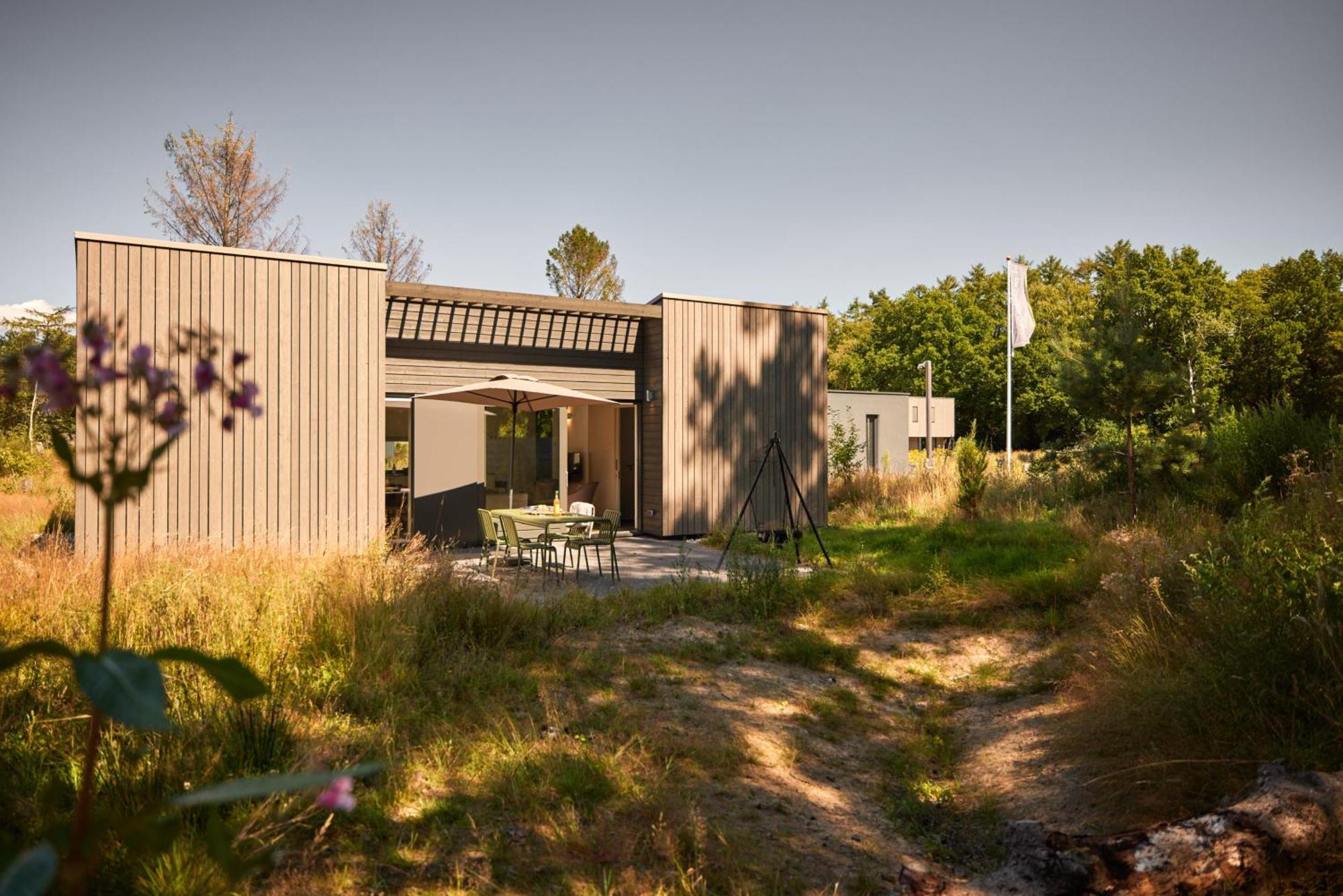 Dutchen Zeegser Duinen Suitelodges Exterior photo